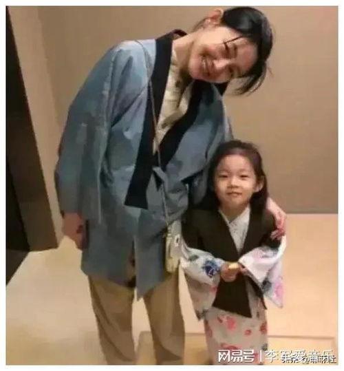 娱乐圈吃瓜爆料博主模仿,揭秘明星背后的秘密与真相！